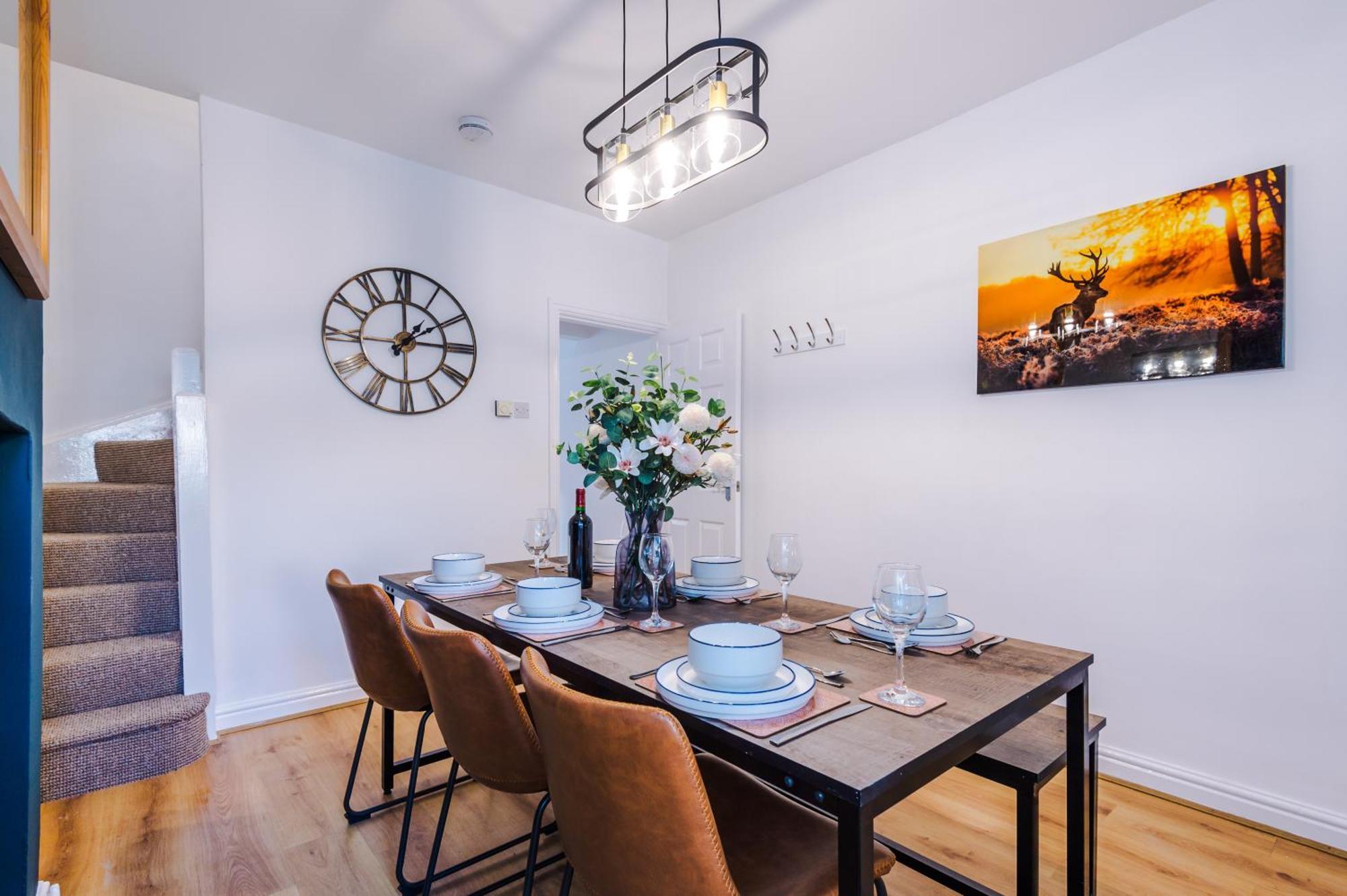 New! Spacious 2-Bed Home In Chester City-Centre By 53 Degrees Property, Ideal For Couples & Small Groups, Great Location - Sleeps 5 Exterior foto